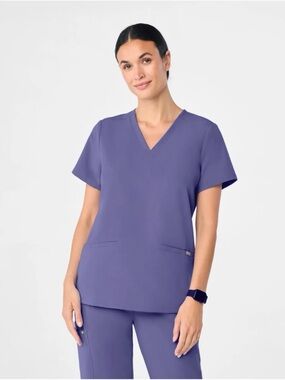 Figs Casma Three-Pocket Scrub Top NWT